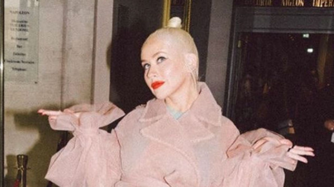 5fa1c8b3240000c51bb0394e