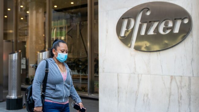 5faaaa00240000ea229ae5a8