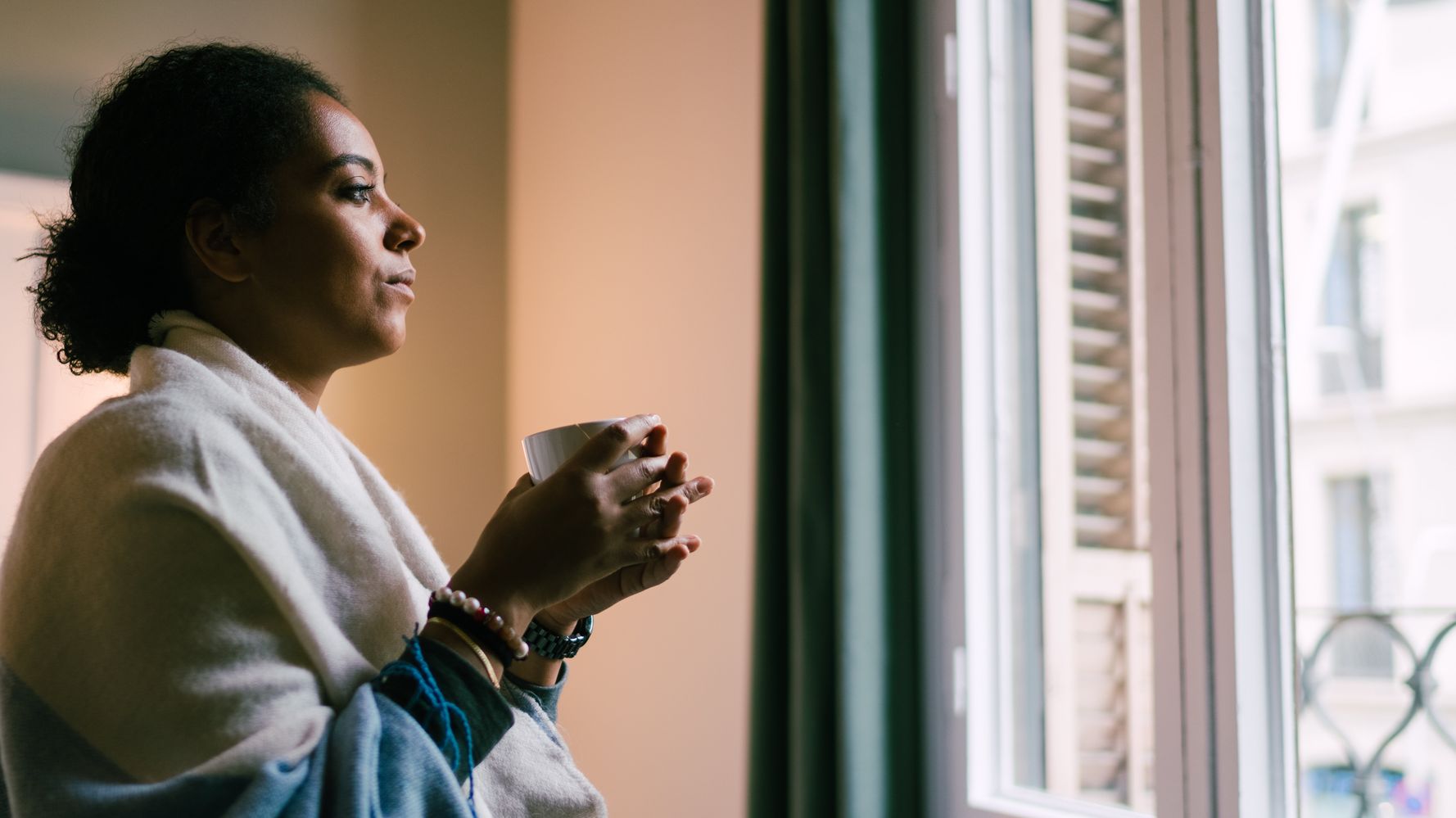 5fb8369c290000a370c6c58a