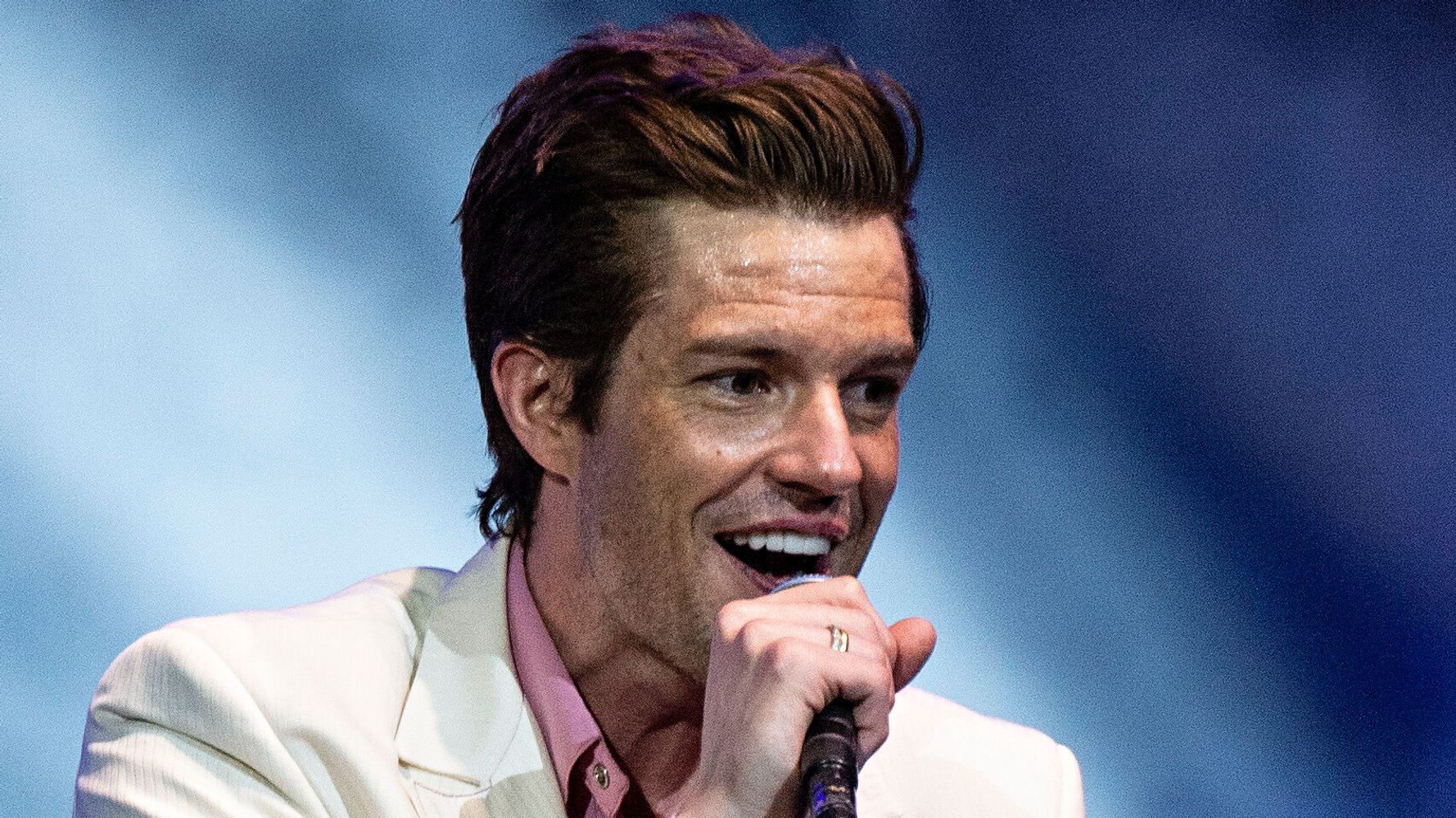 5fbe5a791f0000e104769d10