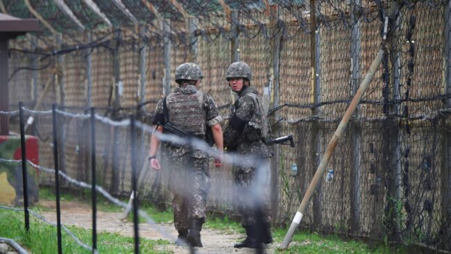 5fbeba2a290000ffa2c6c9ac