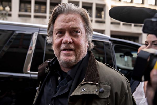 bannon GettyImages 1180870037
