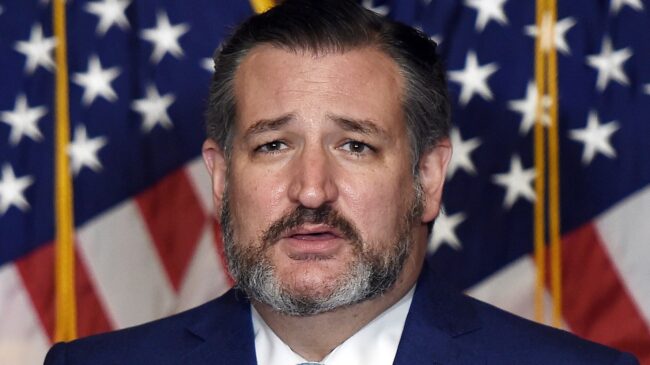 5fd33b14240000220a9fa1a8