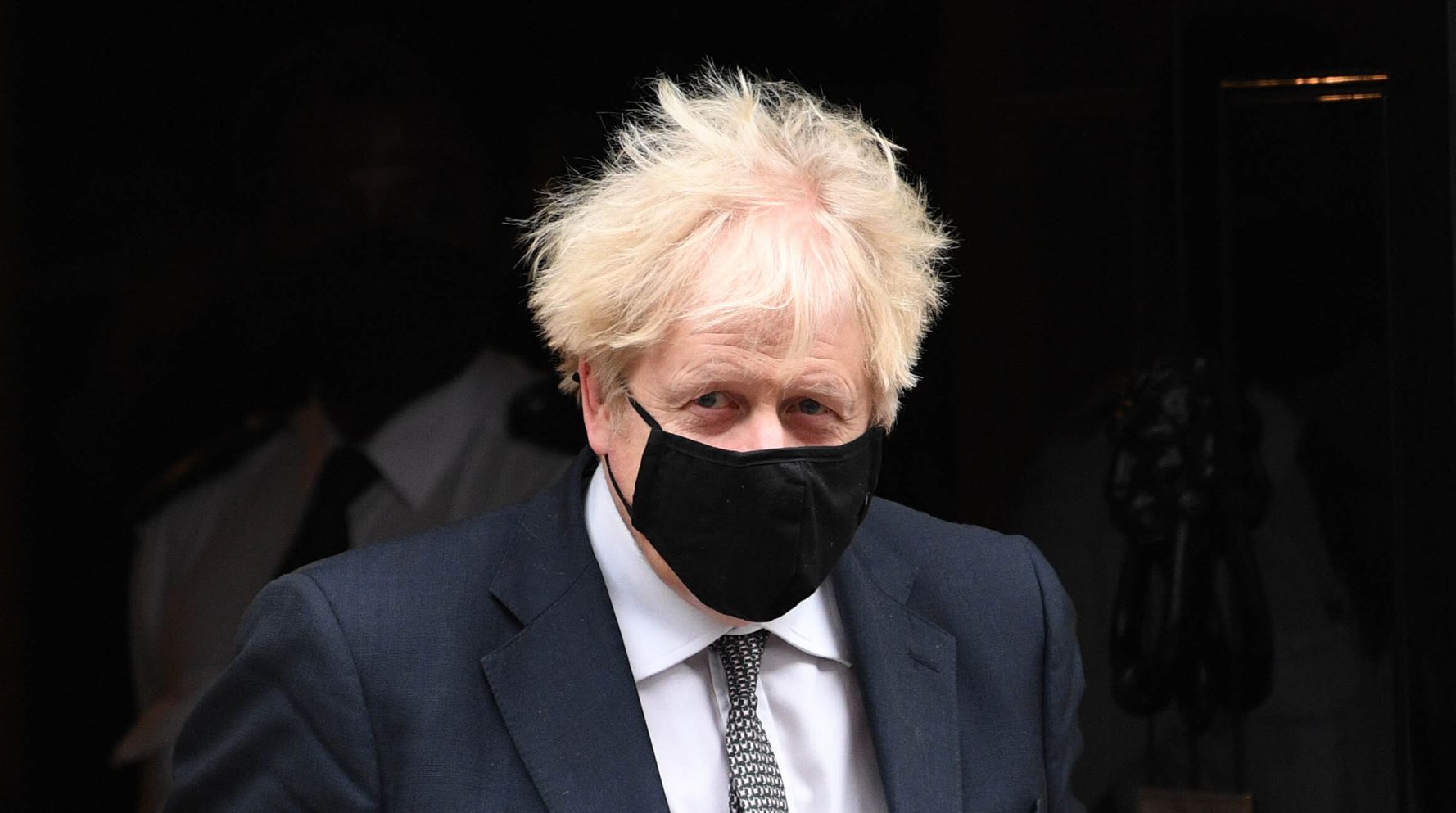 5fda47832400007e259fa5d5