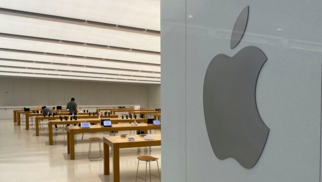 5fe041e81e0000590076f04b