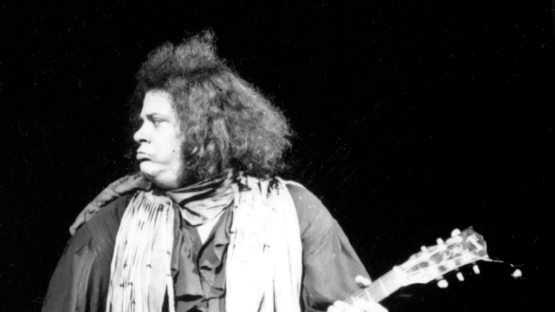 5fe521f4260000cf04a4f7cb