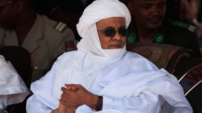 5ff303c6260000e927a4fde8