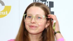 5ff49549260000b12b7a3917