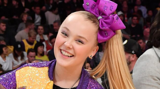 600da67f250000f90f1d5d82