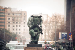 26941909258 04413281df h