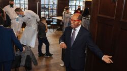 60394d7927000094078c57ce