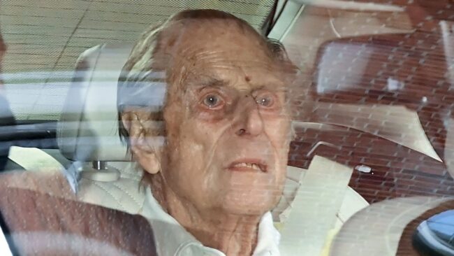 Prince Philip Discharged From Hospital After A Month 1 605092c0270000a500c83884