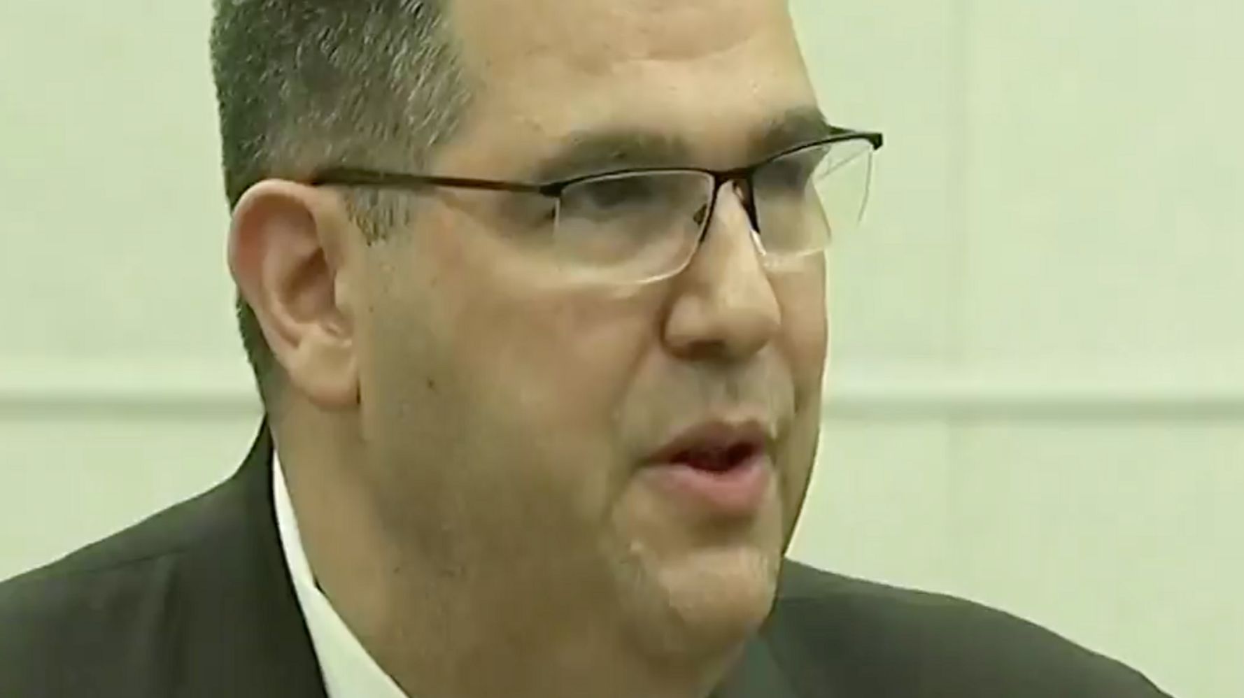 6053e4b6270000be07c83c4f