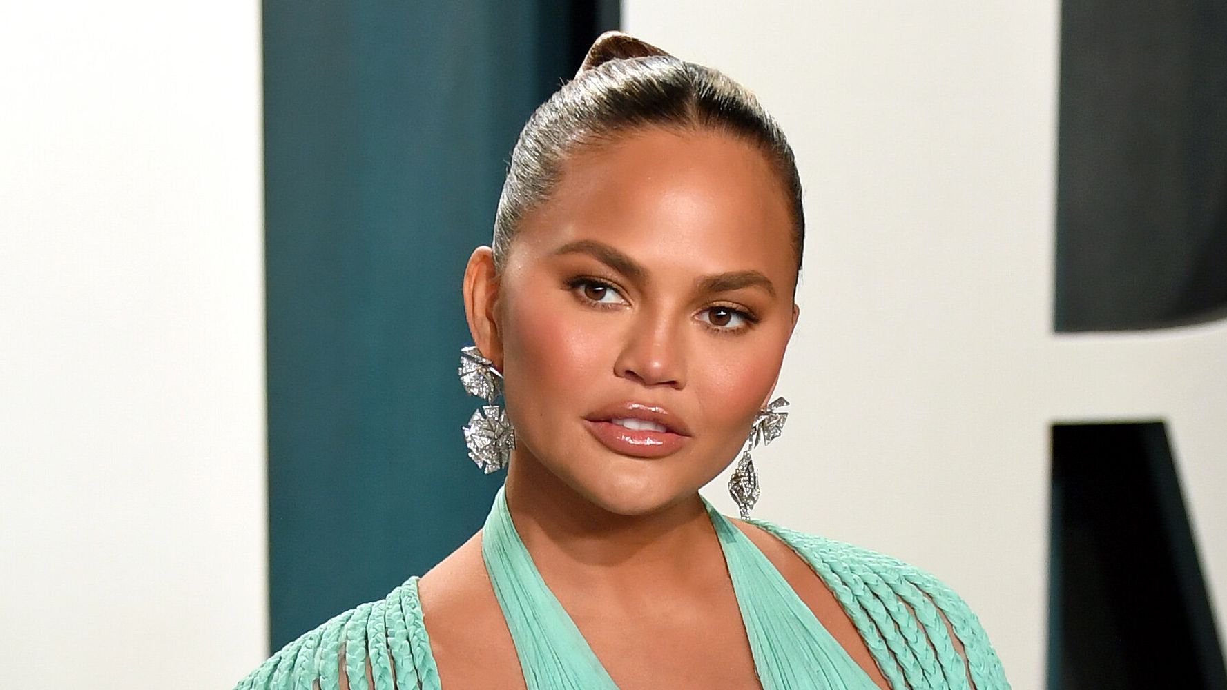 605bf0df390000d81feb213b