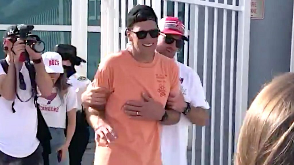 60253e3b24000058001b3050