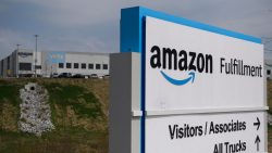 Union Loses Pivotal Election At Amazon Warehouse In Alabama 3 606b3f17270000ee36c851f0