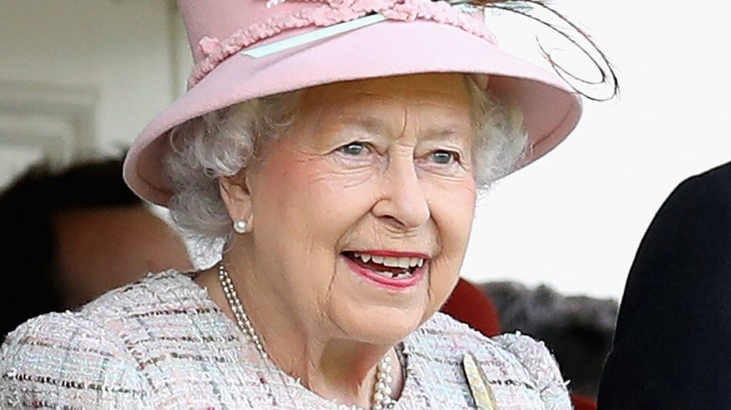 607a8a8d1e0000a9270ff6fe