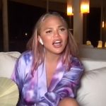 Chrissy Teigen Spills On Kim Kardashian, Kanye West Split: 'She Tried Her Best' 33 608065db220000d022f05420