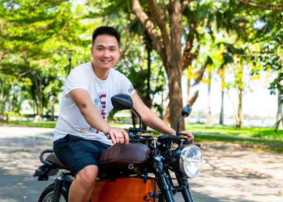 Son Nguyen founder and CEO of Dat Bike landscape min