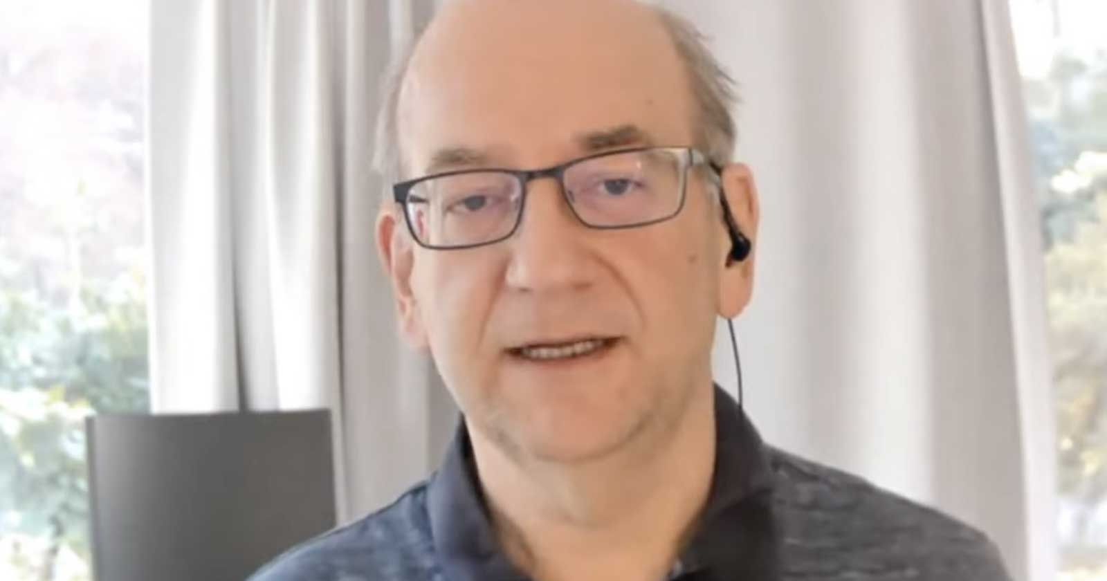 cloaking 607ab7ae334fc