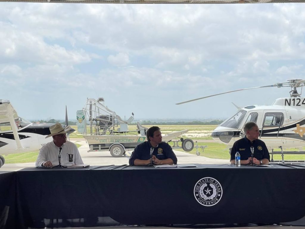 DeSantis visits Texas border, where Florida resources are spent on enforcement 1 fdac0ab4dc77c9f0b005995f794c7213