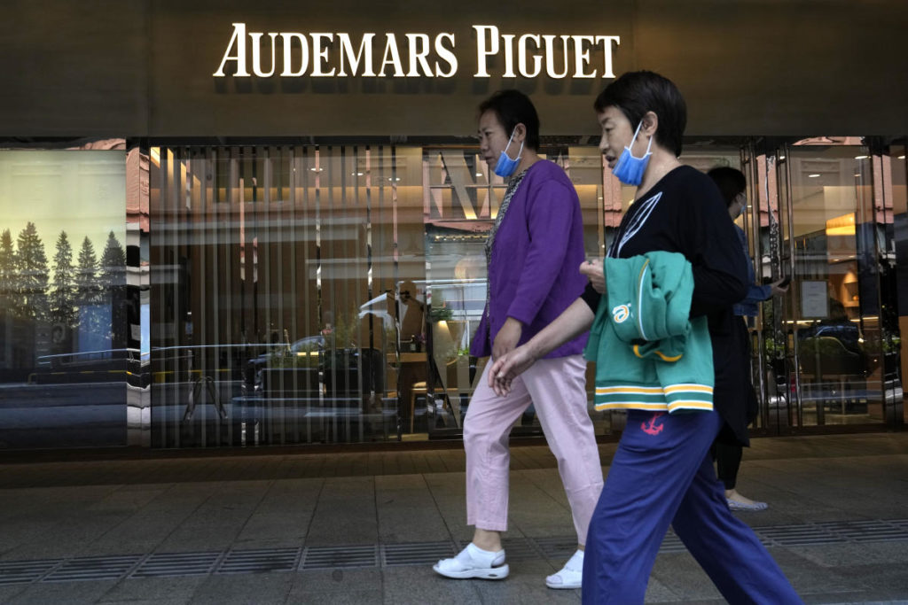 Chinese star cuts ties with Swiss watch brand over Taiwan 1 10a3fa72edf5bc7a60514b99765f84b2