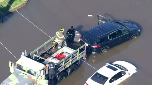 61315a0333777a72b604559f o U v2