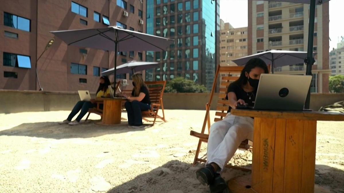 615ecf154d47022a905707b0 o U v2