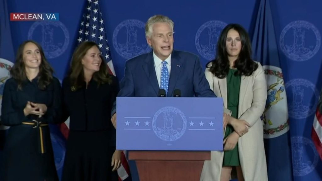 6181fe037cfab42a9c30ea1e o U v2