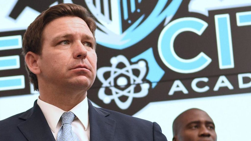 Judge tosses out case against Florida's ban on mask mandates 1 fd36ddce4c6cbcc56c818f0743d2544f