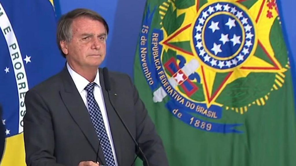 61b0dd63709d50218875471b o U v2