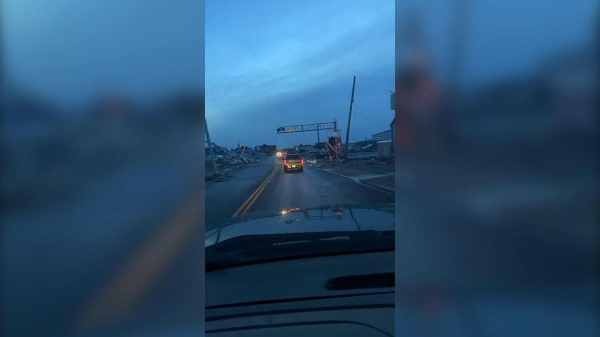 61b4f688cf09e433d9bde24d o U v2