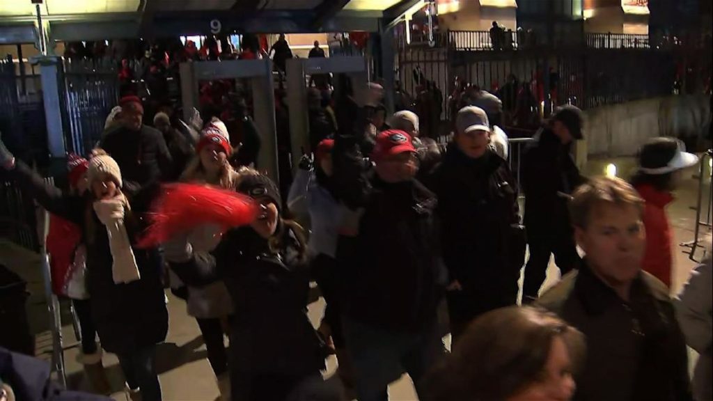 61dd634424ffa931eb1192c6 o U v2