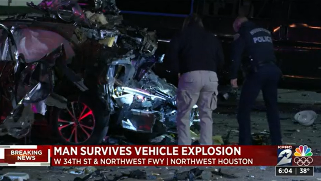 Sonic worker’s car explodes outside restaurant. Odd smell saved him, Texas cops say 1 c38c71fb8492fa73ab65f861dac20c2d