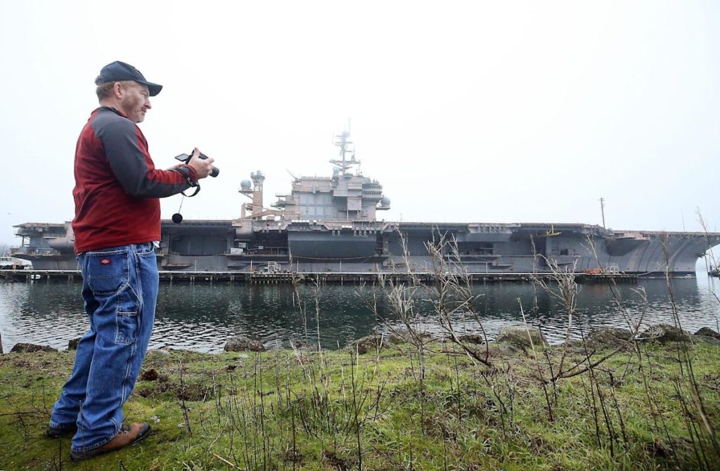 Aircraft carrier USS Kitty Hawk departs Bremerton for Texas dismantling 2 edff39fda26f36f5b7be1bea4c2ddead