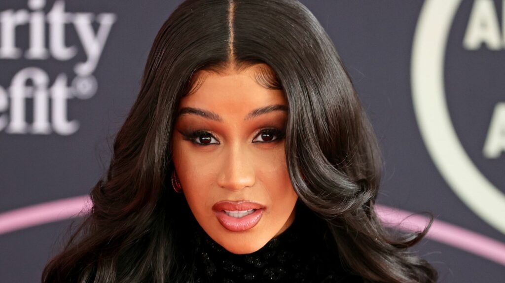 6260b7a4240000b68296f8af