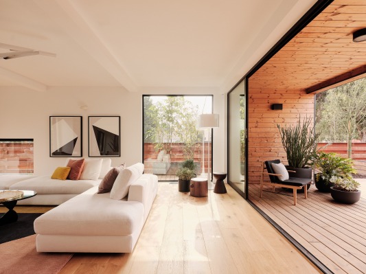 ConnectHomes CoolidgeAv 06