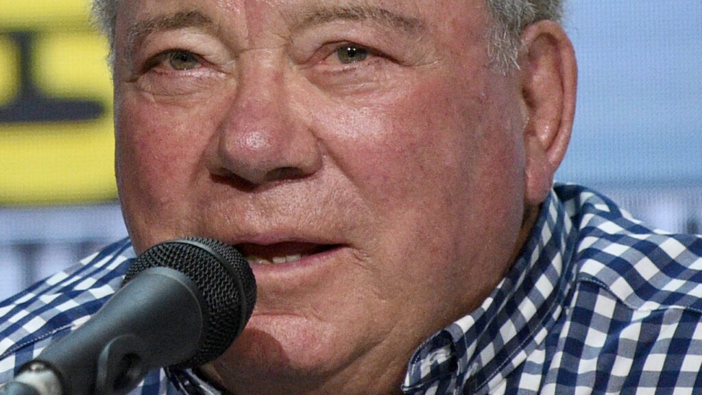 William Shatner's Lost Wallet Found At California Fruit Stand 1 62e301942400003d00d58312