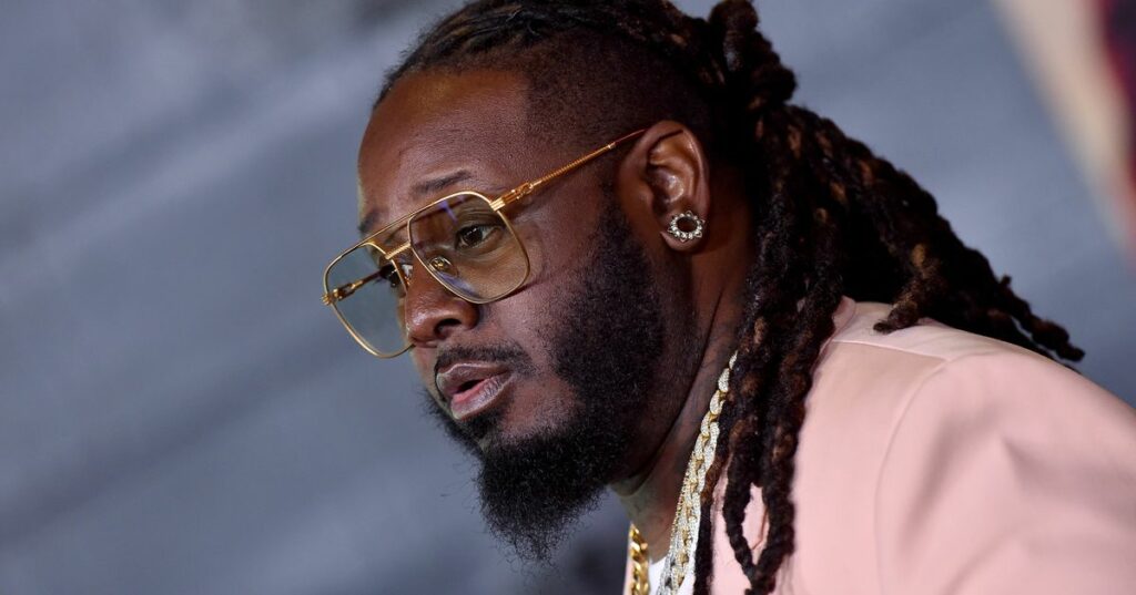 63052ed42500003500245af4