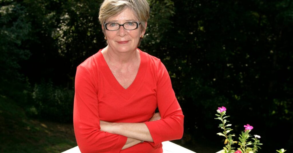 631266e7240000190051a73f