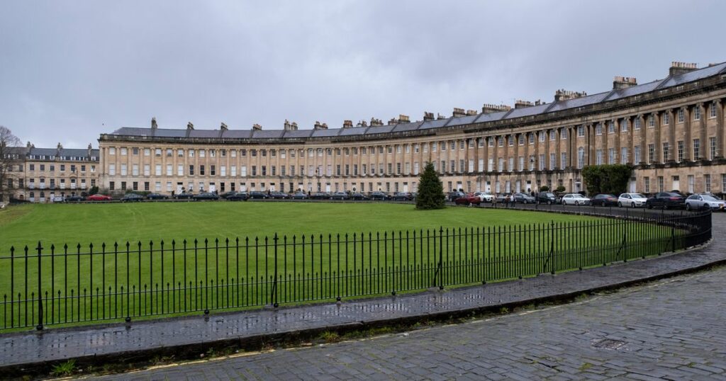 6454ce242500006100520eee