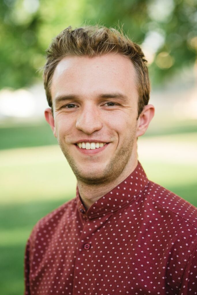 Child-Free But Undecided: What It's Like To Live With 'Parental FOMO' 4 653808fd1e0000eb08bff30b