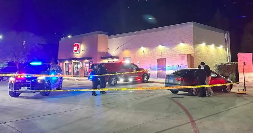 658077412200003500faf156