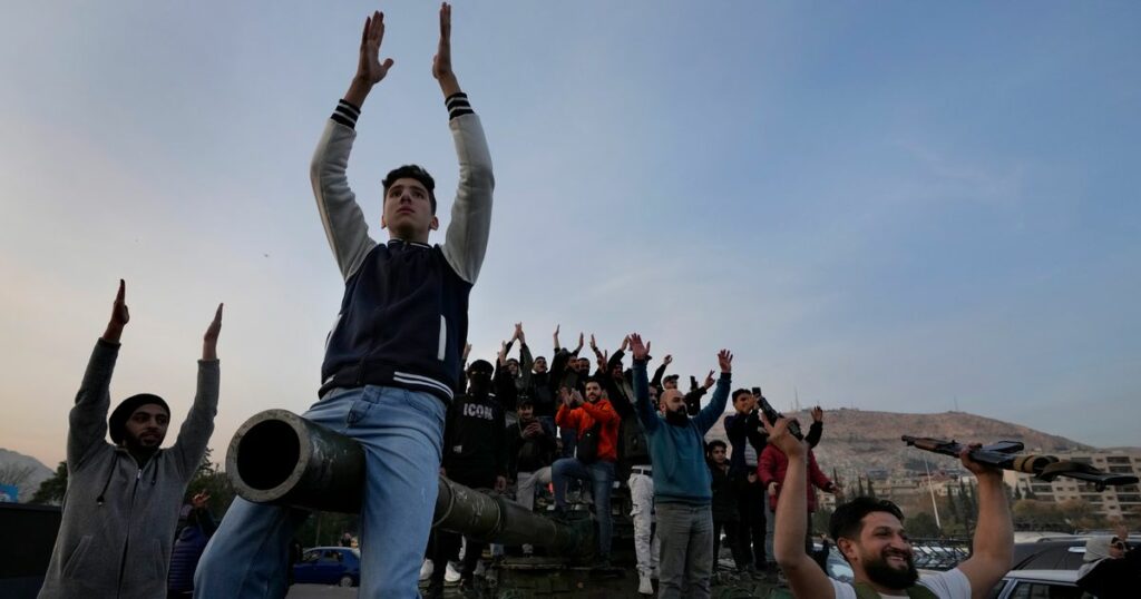 Syrian Government Services Halted After Rebel Takeover 1 67578ce614000059003d6929